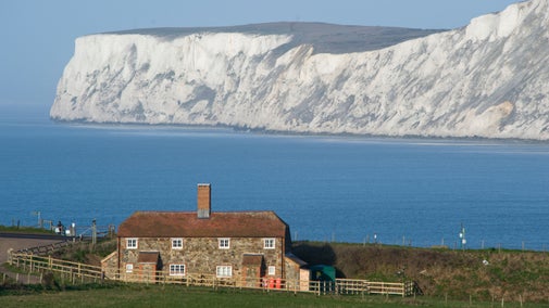 The surrounding area of 1 and 2 Compton Farm Cottages, Isle of Wight